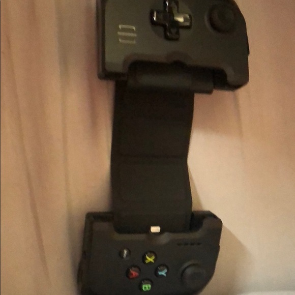 Gamevice - Picture 2 of 3